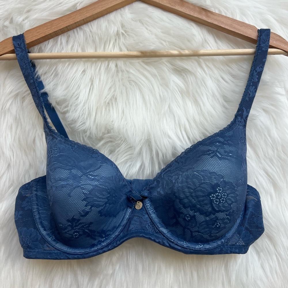 Victoria's Secret blue lace lined demi bra